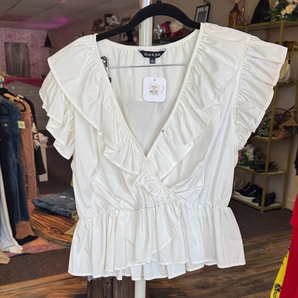 Sarah & Jane White Ruffle Blouse - Picture 1 of 1